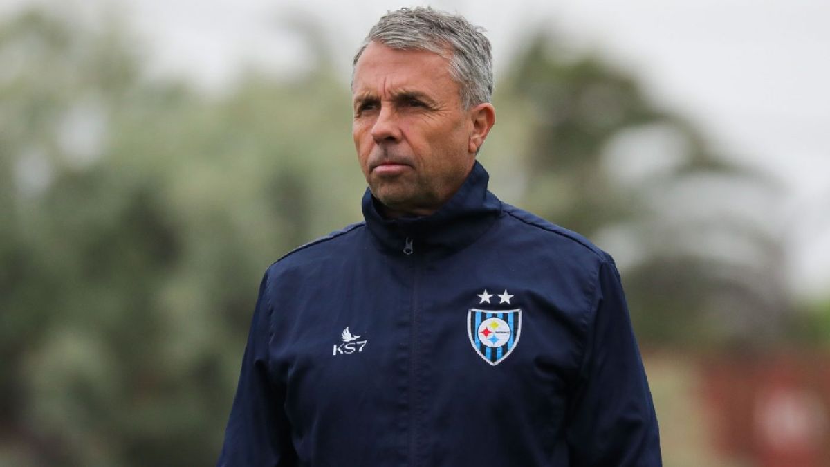 El entrenador argentino es campeón en Chile con Huachipato y quiere lo mismo en la U
