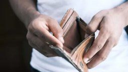 Los argentinos están preocupados por la economía. Los argentinos están preocupados por la economía.