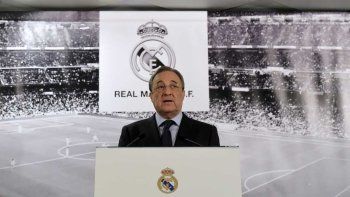 Fede Valverde no se presentó en Valdebebas tras sufrir un leve traumatismo de cráneo, mientras el Real Madrid busca al filtrador de la pelea con Tchouaméni. Fede Valverde no se presentó en Valdebebas tras sufrir un leve traumatismo de cráneo, mientras el Real Madrid busca al filtrador de la pelea con Tchouaméni.