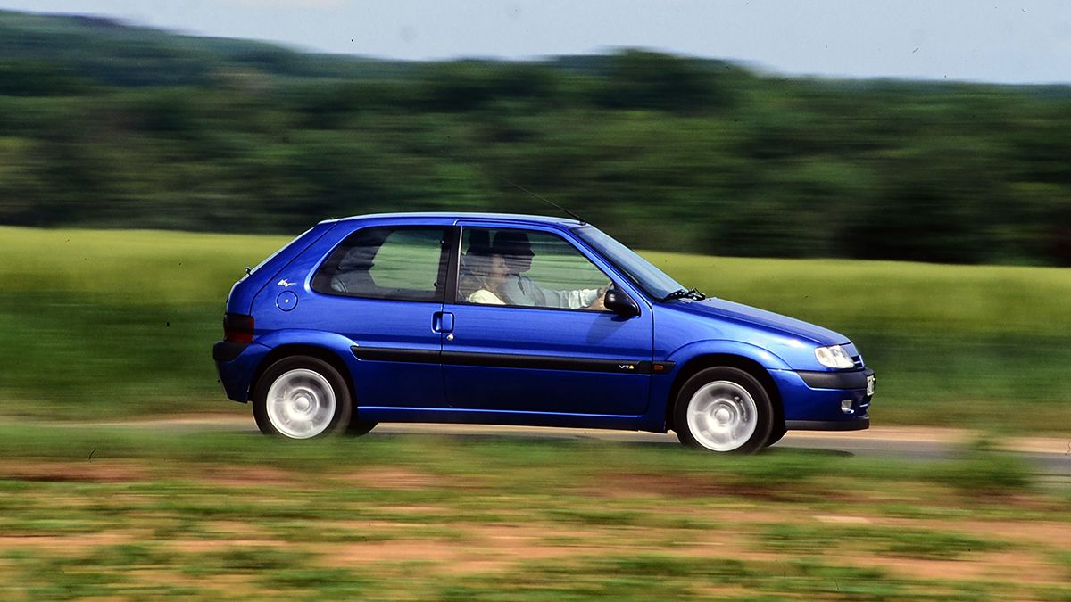 Citroën festeja los 30 años del lanzamiento del modelo Saxo VTS de 16 válvulas y fue considerado un ícono deportivo. Citroën festeja los 30 años del lanzamiento del modelo Saxo VTS de 16 válvulas y fue considerado un ícono deportivo.