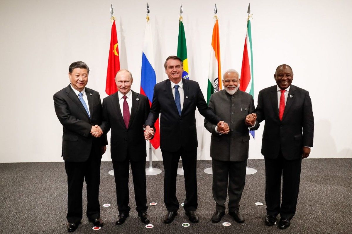 Los 5 líderes de los BRICS en una cumbre en 2019. De izquierda a derecha: Xi Jinping, Vladímir Putin, Jair Bolsonaro, Narendra Modi, y Cyril Ramaphosa.