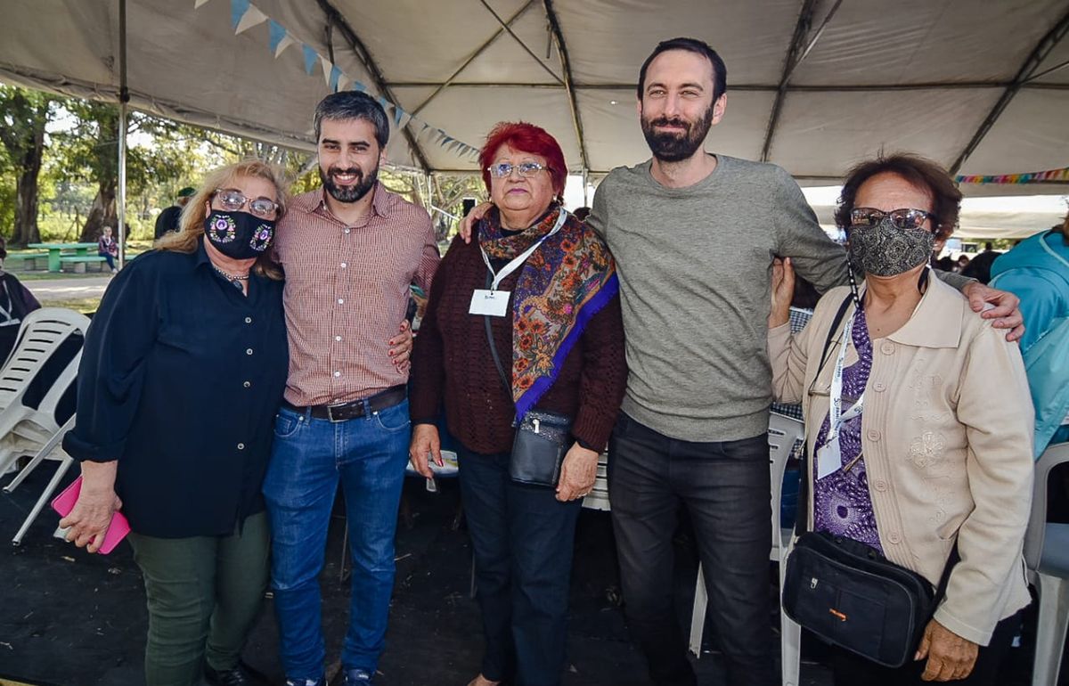En el Día del Jubilado, Damián Selci (der.) y Martín Rodríguez.