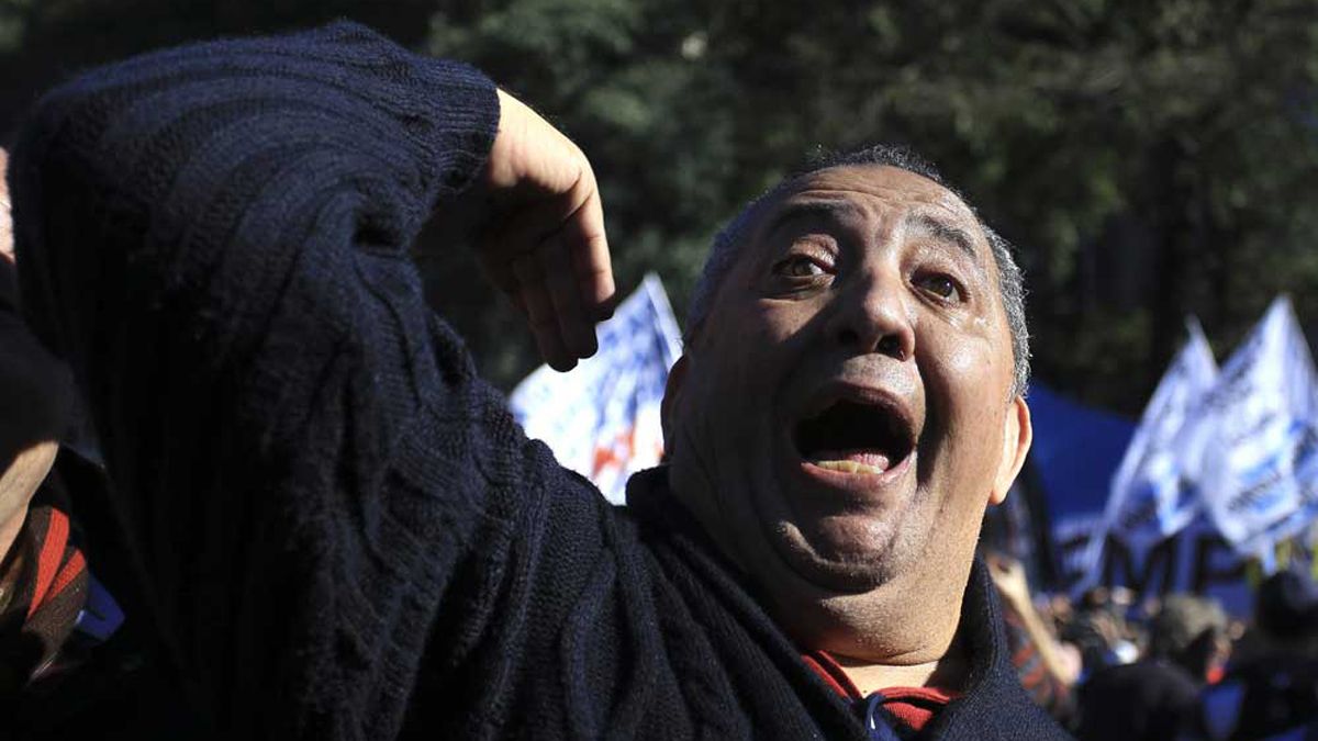 Luis Delía En Libertad Facturas Mate Y Una Marcha 5348