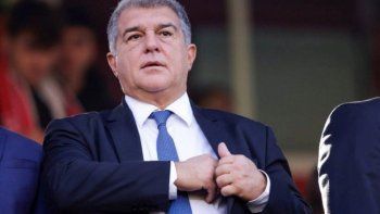 Laporta afronta un nuevo frente judicial mientras disputa la presidencia del FC Barcelona. Laporta afronta un nuevo frente judicial mientras disputa la presidencia del FC Barcelona.