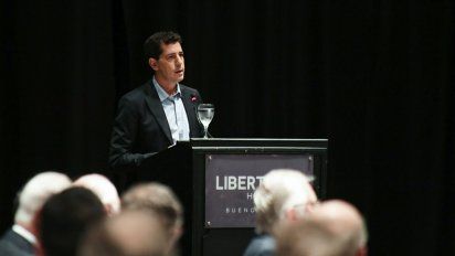 Piden la renuncia de Eduardo de Pedro y todo su gabinete