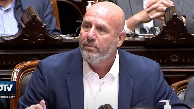 Con fuertes críticas, JxC se abstiene de votar a Moreau