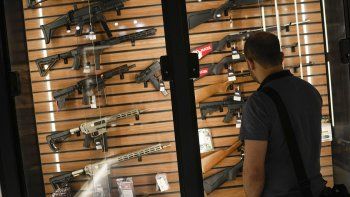 Lula ataca a los tenedores civiles de armas Lula ataca a los tenedores civiles de armas