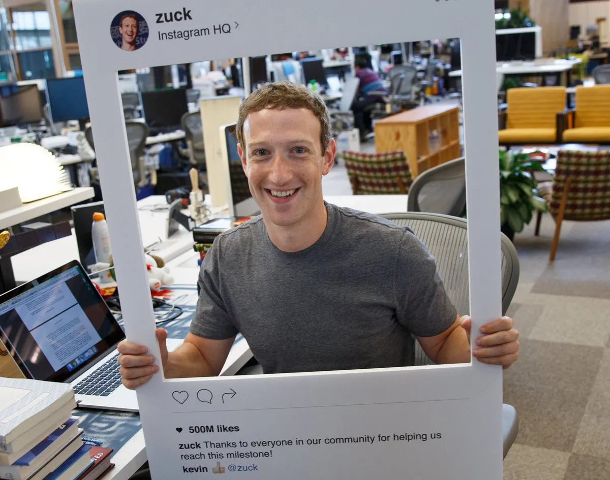 Mark Zuckerberg, CEO de la empresa META, reconocida como Facebook en un principio, pero que tras la compra de Instagram y WhatsApp, cambio su nombre para ser el conglomerado que es hoy en día.