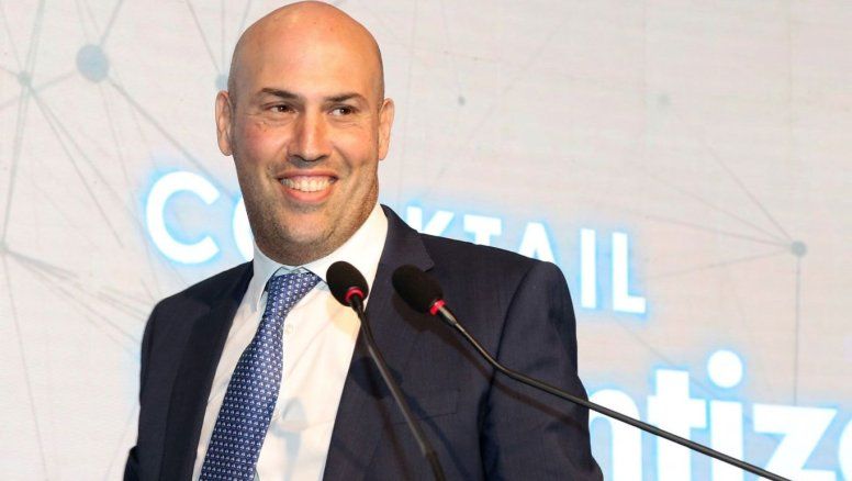 Se va el presidente del Banco Nación y lo reemplaza un íntimo de Karina Milei