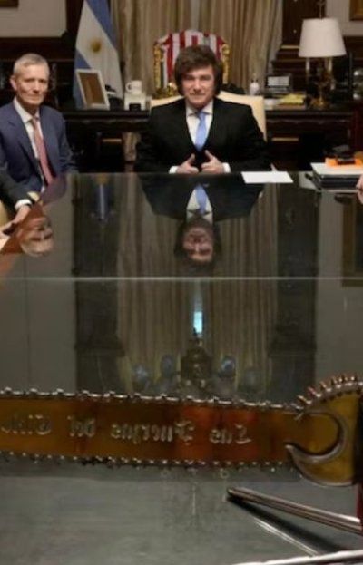 Amnistía denuncia que Javier Milei aumenta la cybervigilancia, a pesar de la 