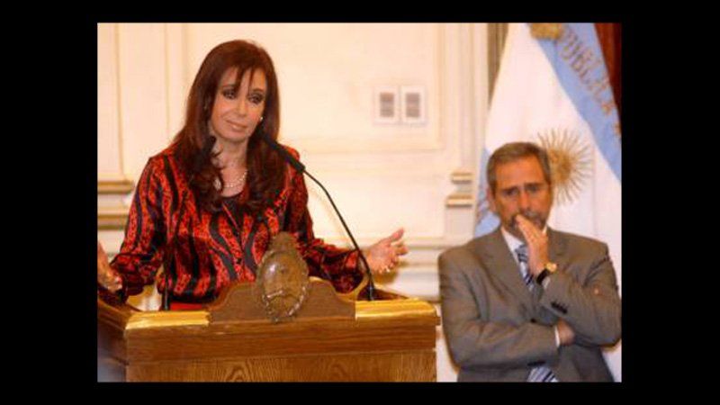 Cristina y Jaime, en una foto de archivo. La Rosada le habría soltado la mano al ex funcionario.