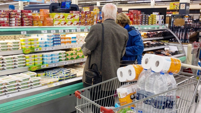 Reconocido supermercado volvió a los precios del 2025 y está causando furor