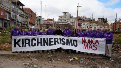 Javier Milei metido de lleno en la campaña, provoca con el