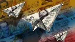La dolarización de Ecuador en 2000, es debate en la Argentina 2023.