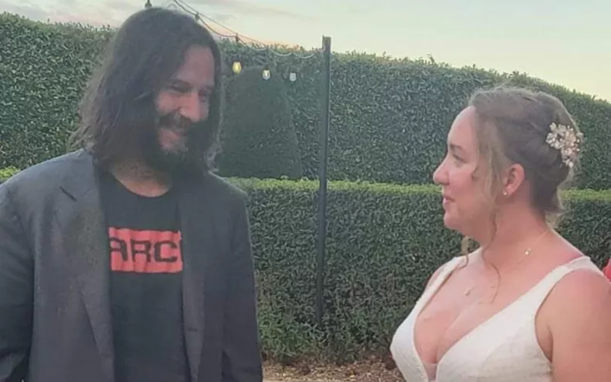 Keanu Reeves y la novia, Nikki Roadnight.