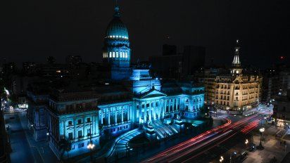 Productores de Telenoche con arma de fuego en el Congreso