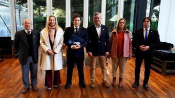 Una 'fake' divide al campo, pero hay ilusión debido a un gesto de Javier Milei