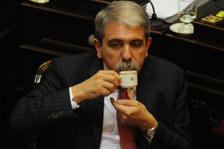 Aníbal salió a responderle a Jorge Yoma.
