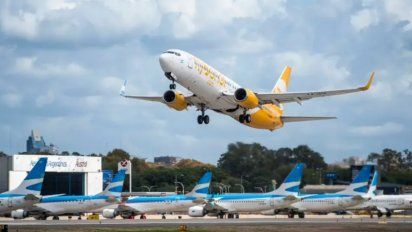 Flybondi culpa al BCRA y acelera a Aerolíneas Argentinas