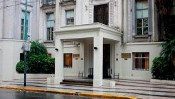 altText(Demandan al Otamendi por homicidio culposo y no aplicarle dióxido de cloro al paciente que murió)}