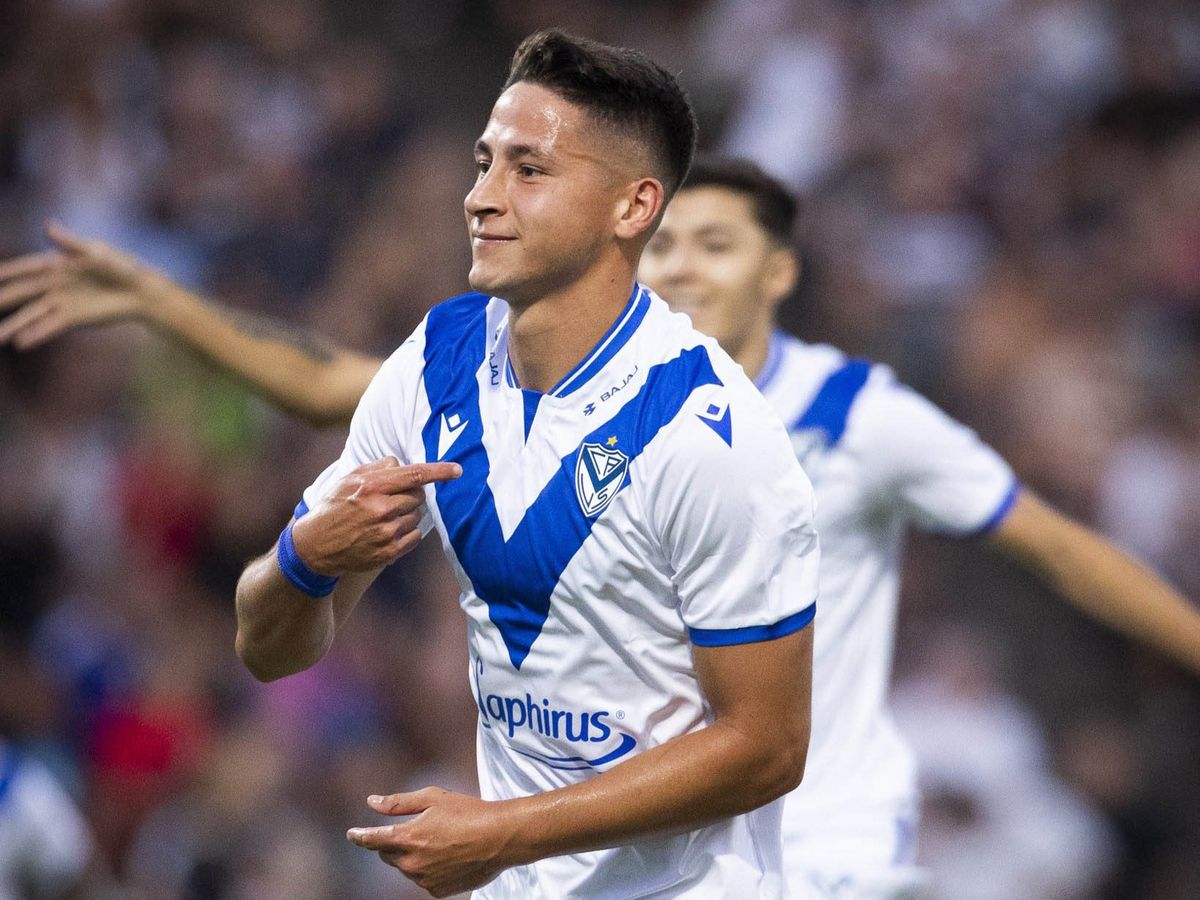 Vélez va en búsqueda de los octavos de final