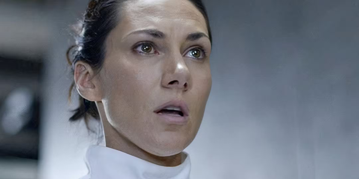 La miniserie sigue a un equipo de científicos enfrentando un virus que transforma a los infectados en vectores inteligentes. La serie consiste en terror psicológico, conspiraciones y los secretos de la inmortalidad. La miniserie sigue a un equipo de científicos enfrentando un virus que transforma a los infectados en vectores inteligentes. La serie consiste en terror psicológico, conspiraciones y los secretos de la inmortalidad.