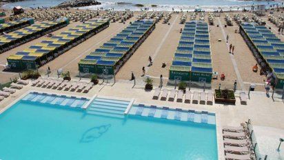 Mar del Plata: Cuánto cuesta alquilar una carpa en la playa