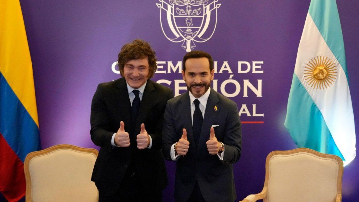 Javier Milei, en Colombia junto al presidente electo Abelardo de la Spirella.&nbsp;