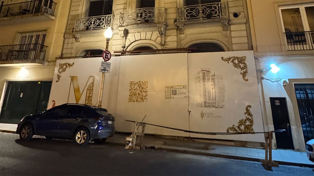 La Ciudad de Buenos Aires anunció que frenó la demolición de un histórico edificio en la Avenida Alvear del tradicional barrio de la Recoleta. La Ciudad de Buenos Aires anunció que frenó la demolición de un histórico edificio en la Avenida Alvear del tradicional barrio de la Recoleta.