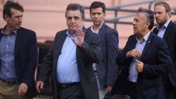 La oposición contraataca y quiere que todos los poderes entren en el ajuste.