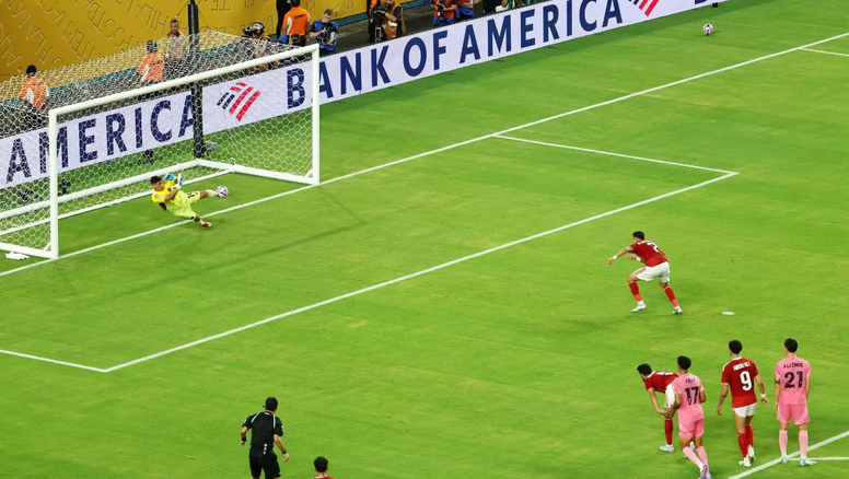 Pobre partido del Inter Miami en su debut en el Mundial de Clubes (lo salva Ustari)