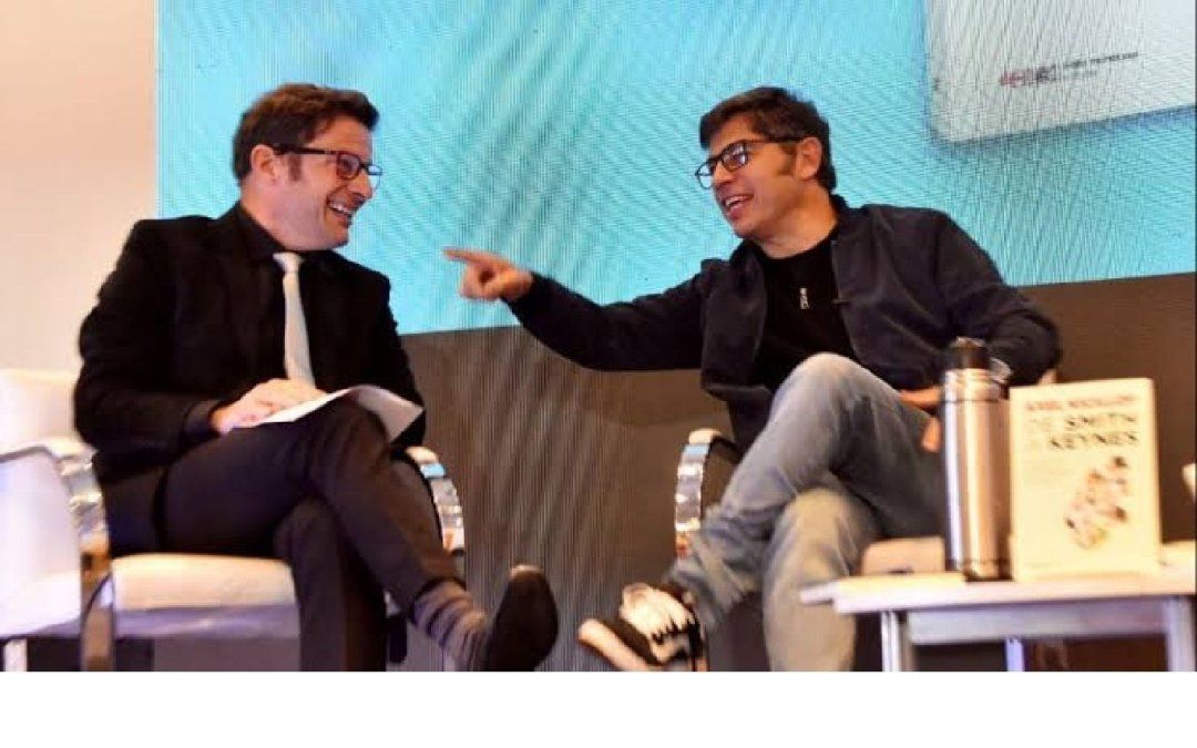 Gesto de apertura: Kicillof compartió con el liberal Diego Giacomini la presentación de su último libro.&nbsp;