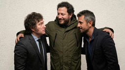Javier Milei tiene que lograr que la tropa no se le desarme, así que invoca a Santiago Oría para que le salve las papas a Martín Menem... ¿con un video? Foto: Gemini Javier Milei tiene que lograr que la tropa no se le desarme, así que invoca a Santiago Oría para que le salve las papas a Martín Menem... ¿con un video? Foto: Gemini