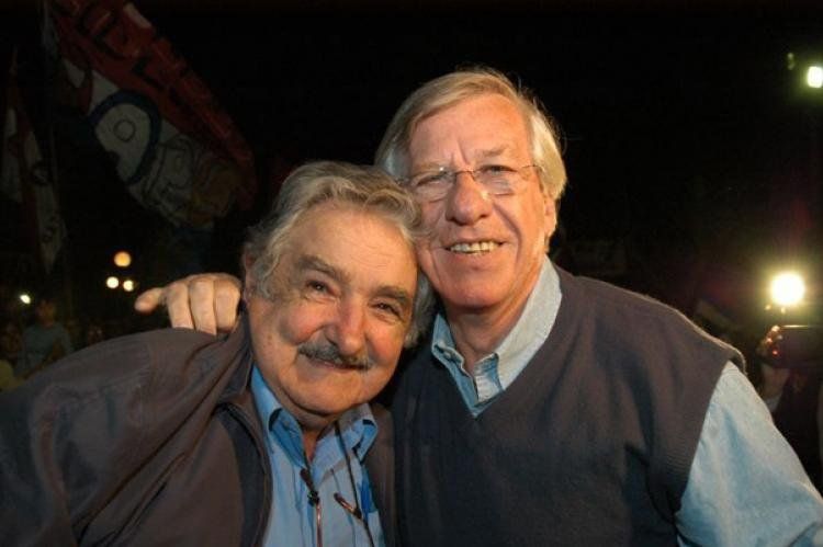 En declaraciones a radio Montecarlo, el presidente de la Mujica dijo que mantuvo una extensa reunión con el vicepresidente Danilo Astori para aclarar la postura que tomó el gobierno sobre el caso Pluna.