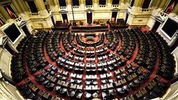 Los cambios a la llamada Ley Ómnibus que el Gobierno envió hoy a Diputados incluye un extenso capítulo sobre Hidrocarburos.