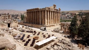 Líbano histrórico en peligro por el ataque de Israel: Templo de Baalbek. Líbano histrórico en peligro por el ataque de Israel: Templo de Baalbek.