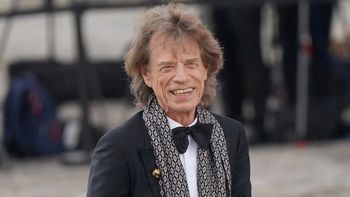 Mick Jagger cumple 81 años. Líder de The Rolling Stones, ícono del rock, actor y productor, Jagger no permite que ningún número de velitas en la torta lo frene. Mick Jagger cumple 81 años. Líder de The Rolling Stones, ícono del rock, actor y productor, Jagger no permite que ningún número de velitas en la torta lo frene.