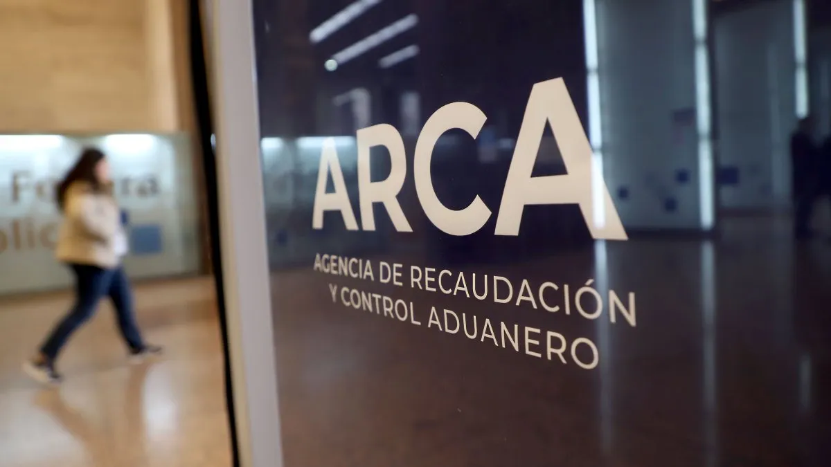 ARCA controla y vigila transferencias, cuentas y tarjetas. ARCA controla y vigila transferencias, cuentas y tarjetas.