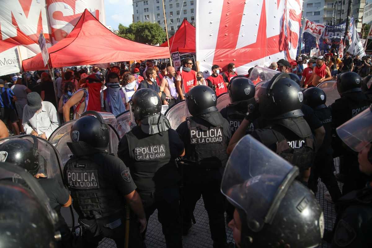 Así se vieron los incidentes con fuerzas policiales Así se vieron los incidentes con fuerzas policiales