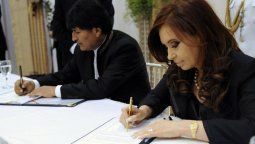 altText(Cristina refuerza la importación de energía)}