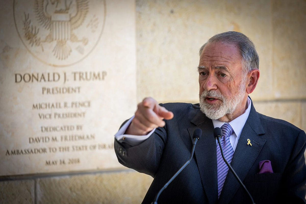 &nbsp;Michael Dean Huckabee.