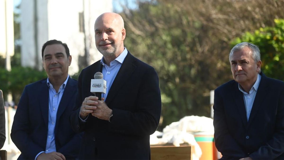 R. Larreta con Morales y Valdés. R. Larreta con Morales y Valdés.