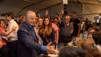 Armando Cavalieri. Armando Cavalieri.