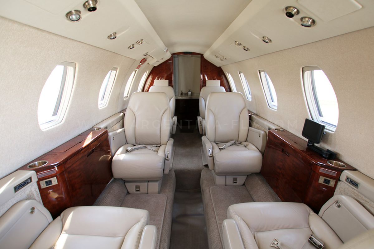 El gobernador de Río Negro, Alberto Weretilneck, contrató un chárter privado de US$63.000 para trasladarse a menos de 500 kilómetros.