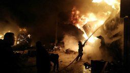 altText(Presunto ataque israelí contra puerto de Latakia en Siria)}