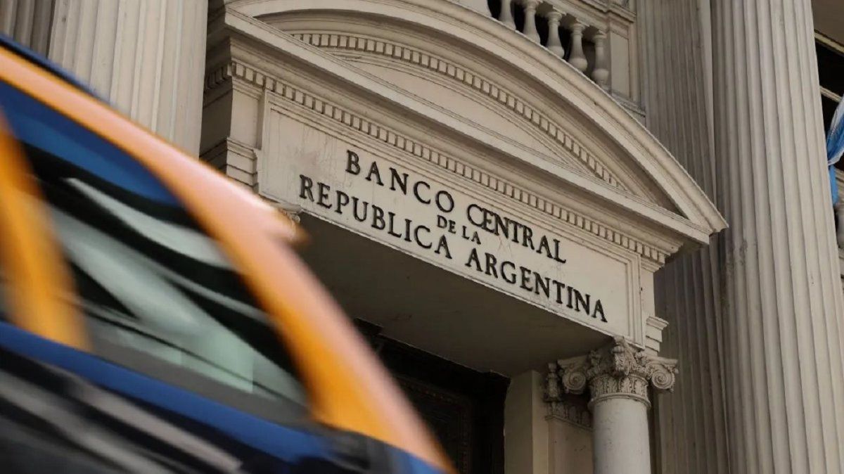 BCRA sacude al sistema: Bancos con más garantía y fintech en la mira