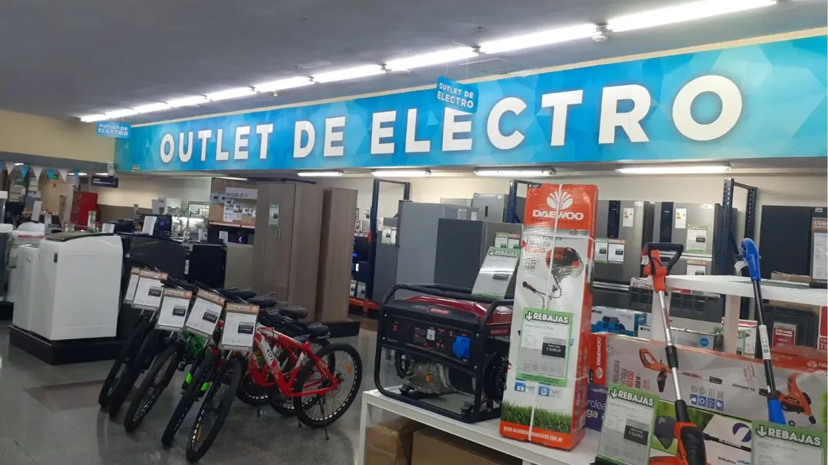 Outlet de electrodomésticos genera furor en Buenos Aires. Outlet de electrodomésticos genera furor en Buenos Aires.