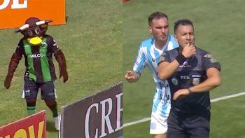 ElTorneo de la Primera Nacional fue testigo de un bochorno que protagonizó lamascota de Nueva Chicago y el arquero de Racing de Córdoba. ElTorneo de la Primera Nacional fue testigo de un bochorno que protagonizó lamascota de Nueva Chicago y el arquero de Racing de Córdoba.