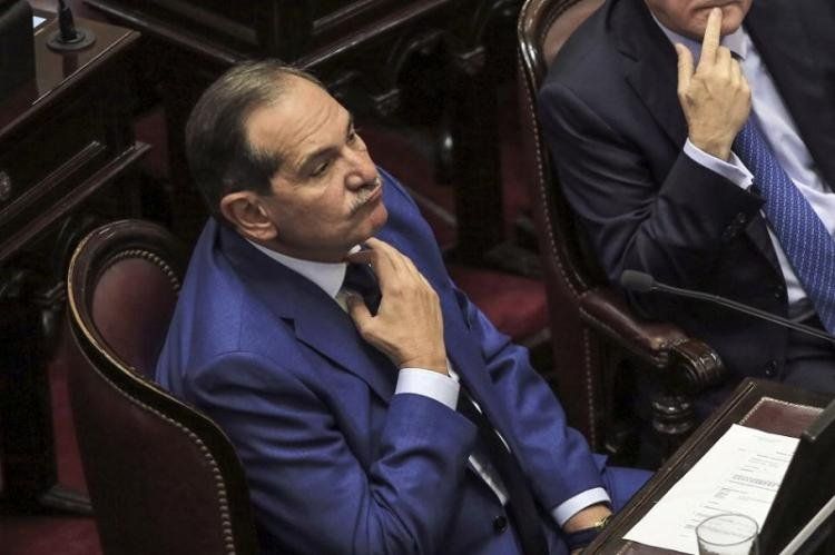 El senador está acusado de 9 hechos de abuso sexual a su sobrina.