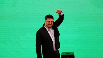 Leandro Santoro contra la política de 